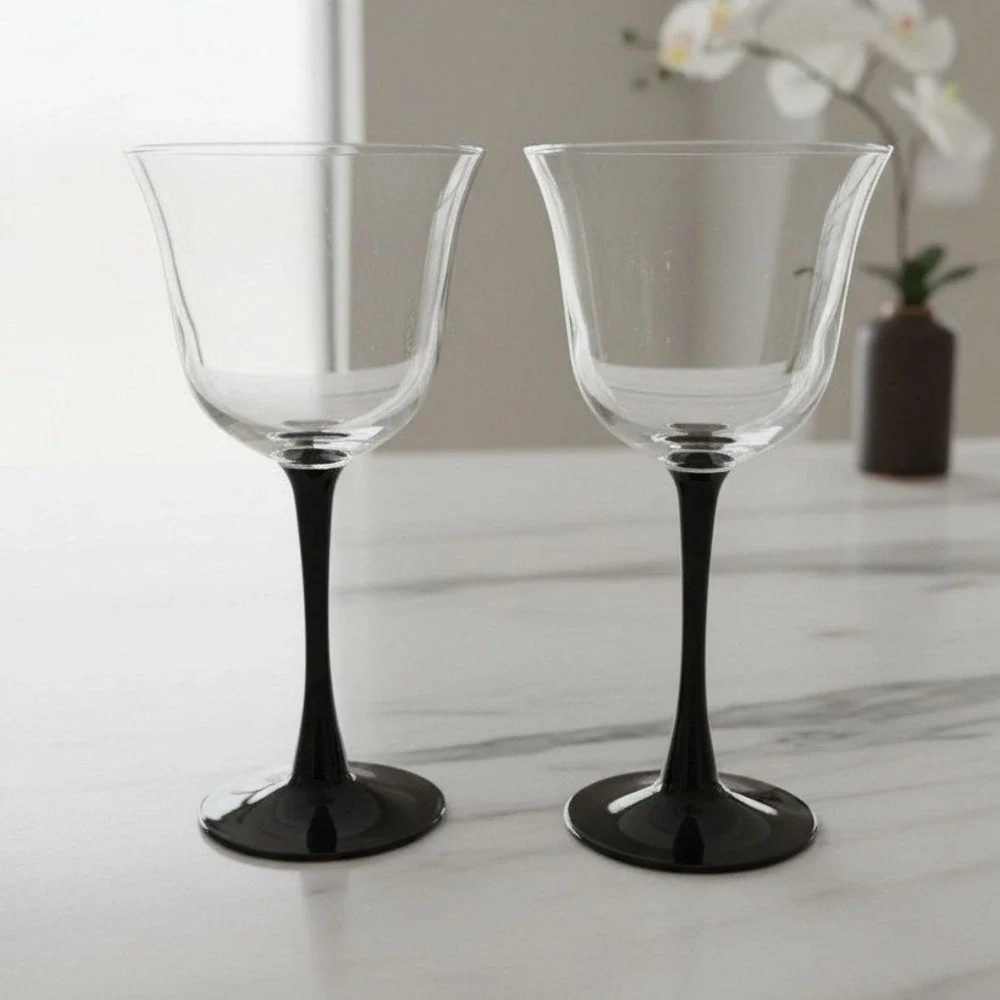 Luminarc Black Stemmed Tulip Wine Glasses, Set of 2, Vtg Domino Design, Stemware